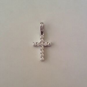 925 Sterling Silver Cross Pendant